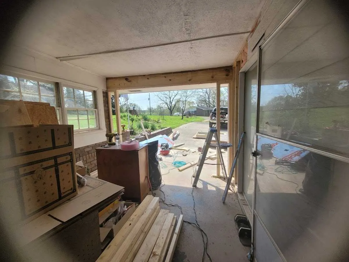 Air movers and dehumidifier for Drying & Dehumidification in Plum